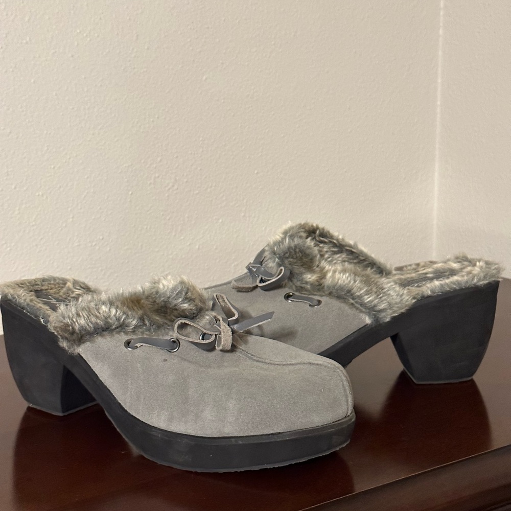 Skechers rue lined clogs NEW